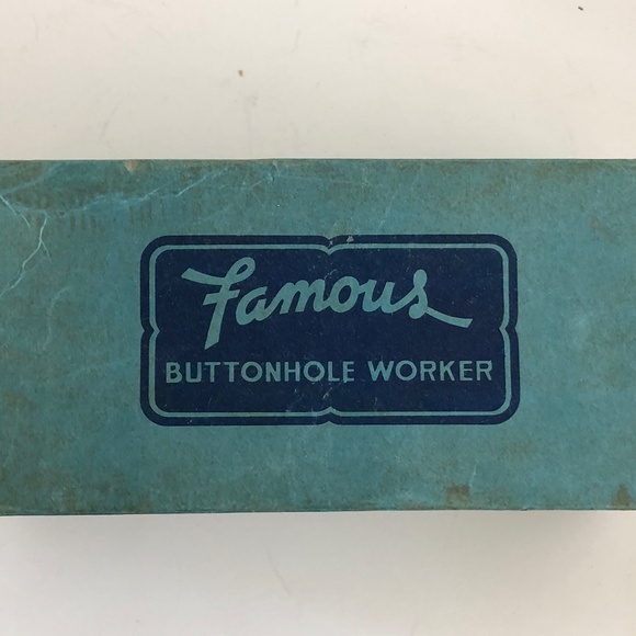 Famous Buttonhole Worker. for Singer sewing machines Model CC - Picture 2 of 2